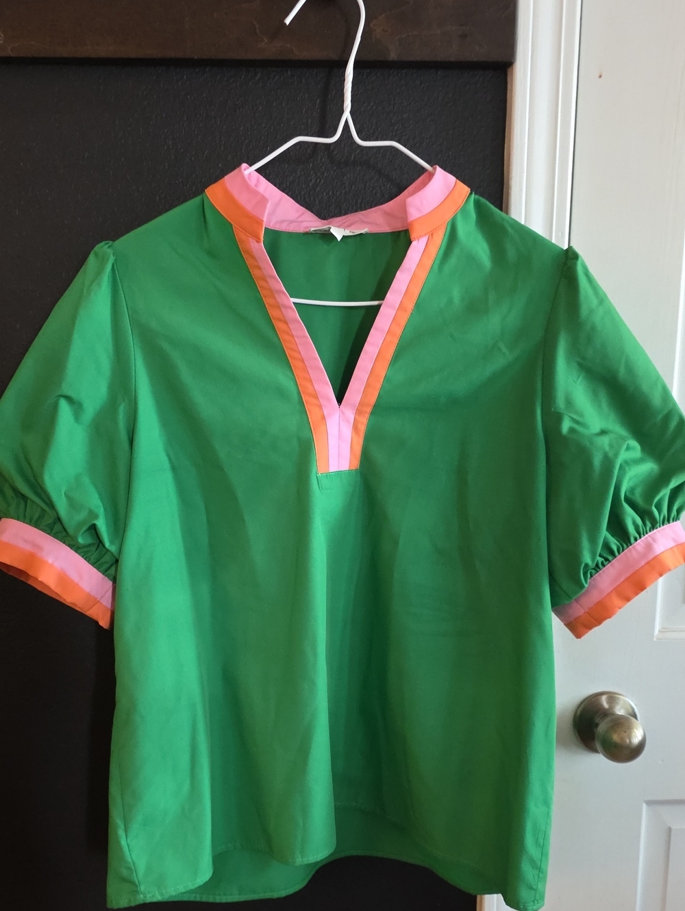 entro Puff Sleeve Blouse